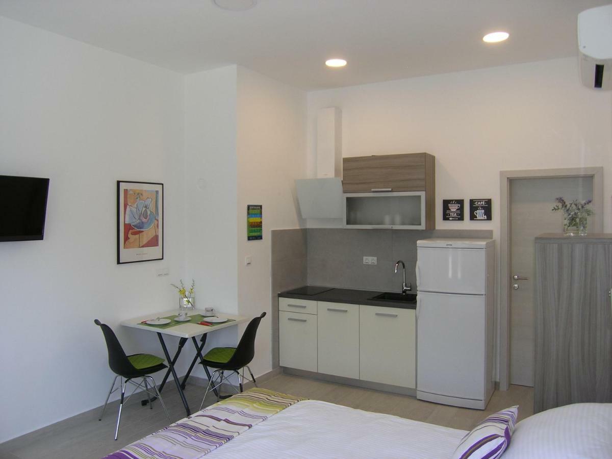 Apartments Gordana Baska For Relaxing Holidays ภายนอก รูปภาพ